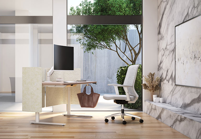 Fiellø Workstation with 7500 Monitor Arm, Power Module, Iku Task Chair