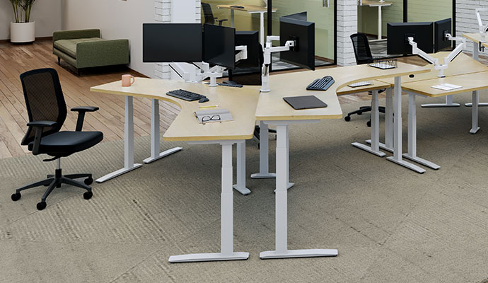 S-Collection workstations with 7000 Dual monitor arms S-Collection workstations with 7000 Dual monitor arms